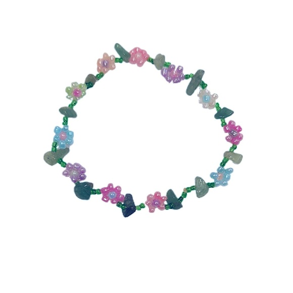 Handmade daisy chain beaded bracelet with aventurine stones - Picture 1 of 3